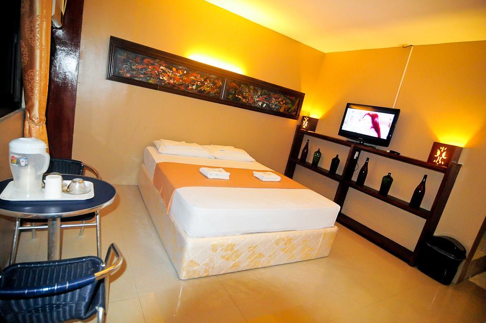 The Royal Coast Tourist Inn Panglao Exterior foto